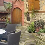 Urban River House Villa *
