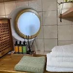 Urban River House Villa Florina