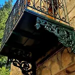 Urban River House Villa Florina
