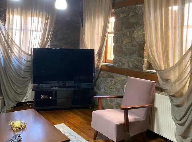 וילה Urban River House