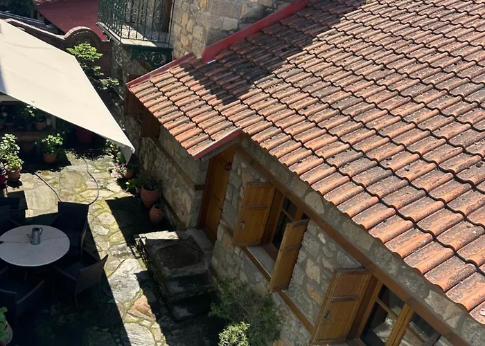 וילה Urban River House