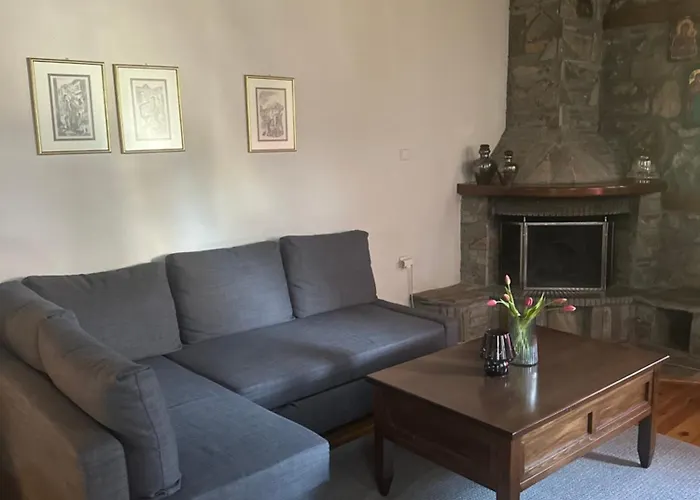 Urban River House וילה